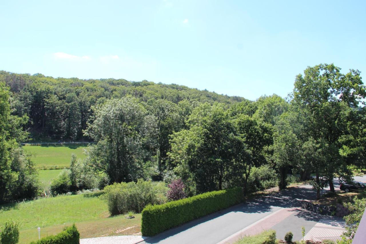 Ferienwohnug Zur Alten Eiche Bad Endbach Exterior foto