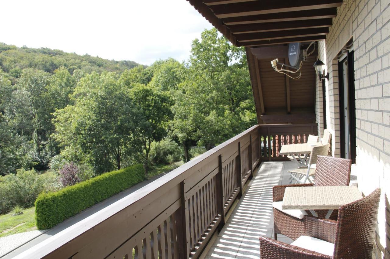 Ferienwohnug Zur Alten Eiche Bad Endbach Exterior foto
